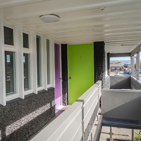 The Hibernian Studio Apartments - 4 Latter Street Timaru Exterior foto